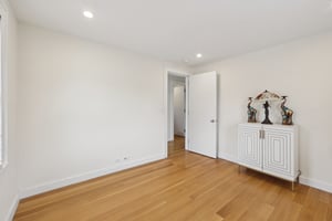 Bedroom #1