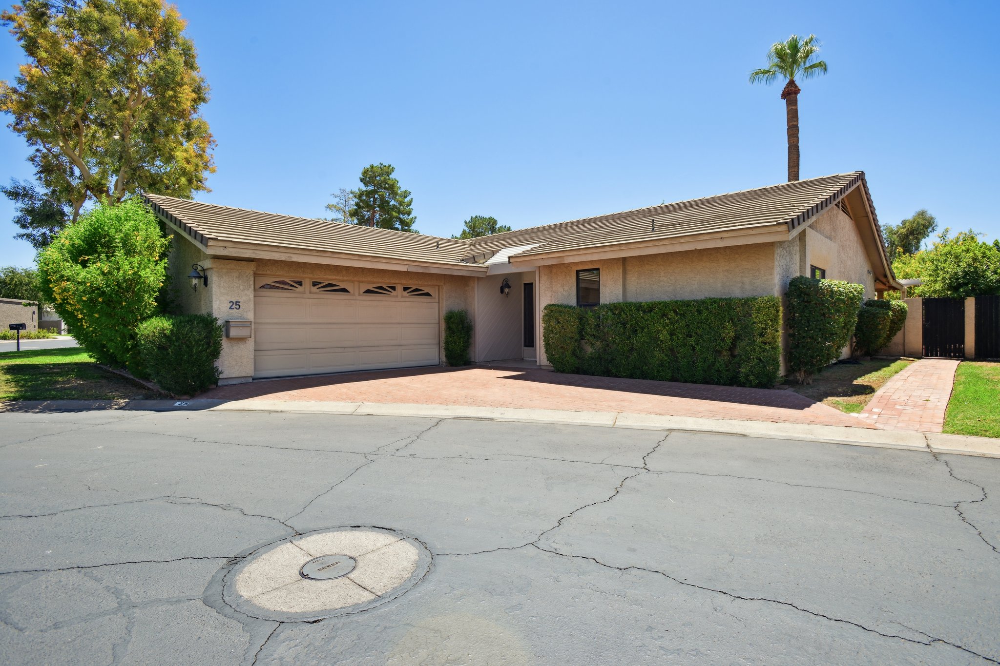 25 E Butler Dr - 001.jpg