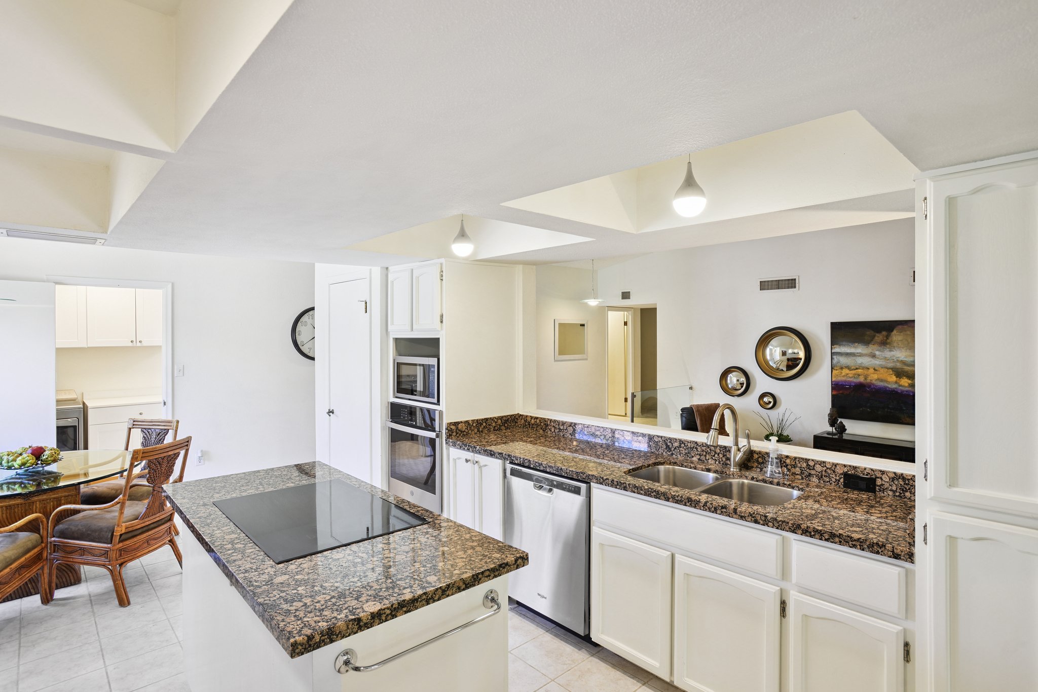 25 E Butler Dr - 010.jpg