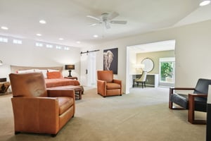 25 E Butler Dr - 013.jpg