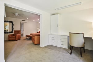 25 E Butler Dr - 021.jpg