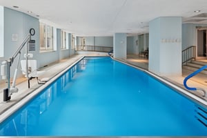 25 E Superior St_024.jpg