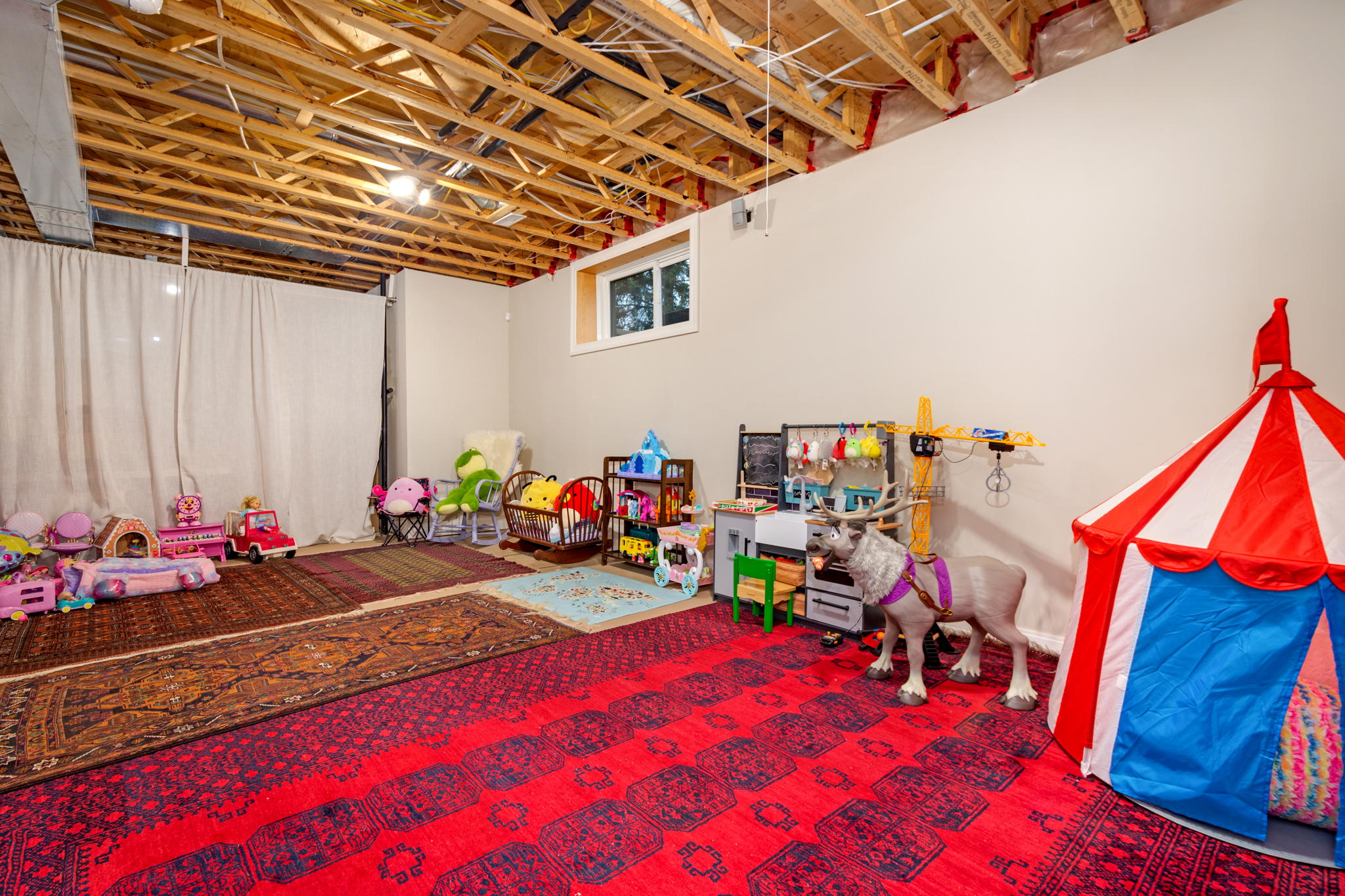 25 Goodwin Ave, Nepean, ON K2E 5C8, Canada Photo 101