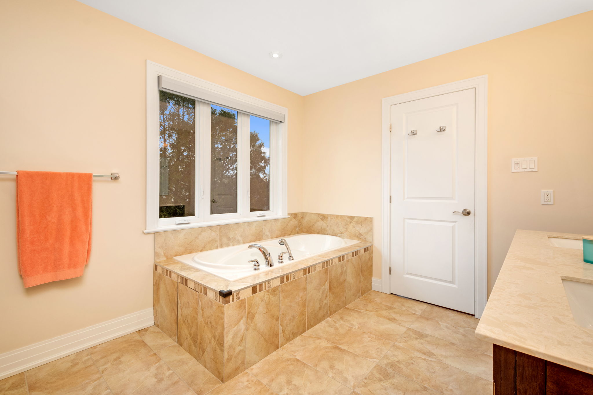 25 Goodwin Ave, Nepean, ON K2E 5C8, Canada Photo 75