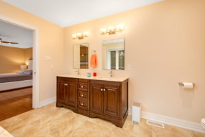 25 Goodwin Ave, Nepean, ON K2E 5C8, Canada Photo 73