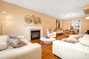 25 Goodwin Ave, Nepean, ON K2E 5C8, Canada Photo 16