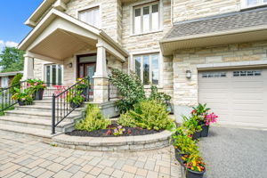 25 Goodwin Ave, Nepean, ON K2E 5C8, Canada Photo 5