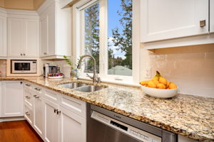 25 Goodwin Ave, Nepean, ON K2E 5C8, Canada Photo 32