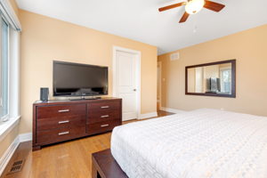 25 Goodwin Ave, Nepean, ON K2E 5C8, Canada Photo 81