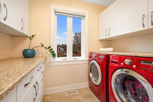 25 Goodwin Ave, Nepean, ON K2E 5C8, Canada Photo 98