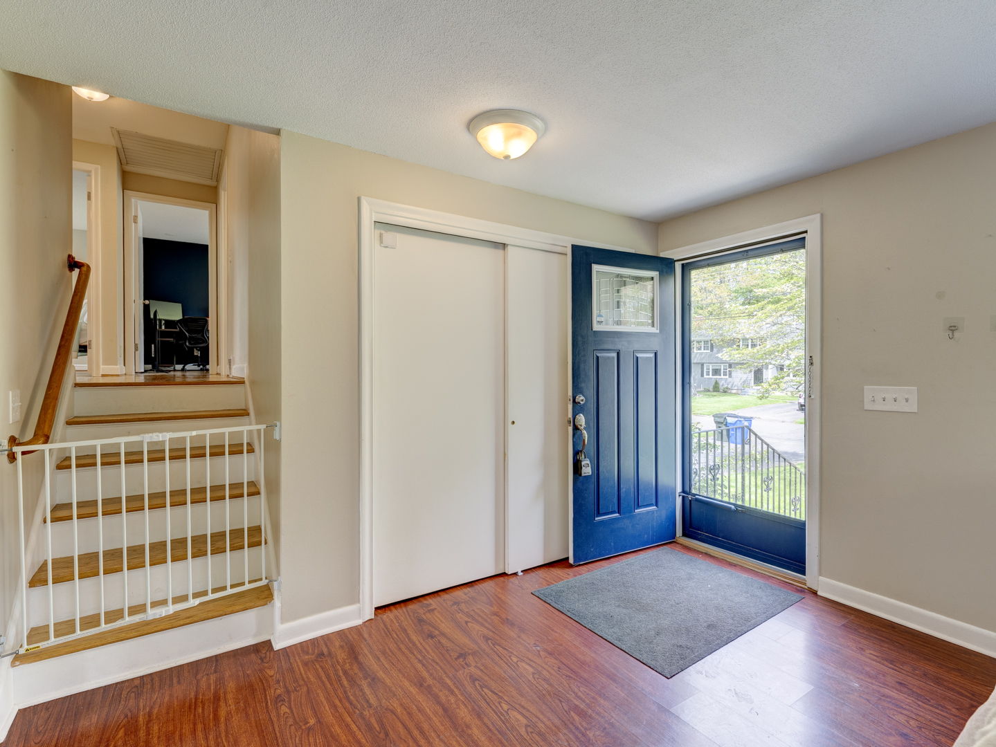  Photo 39