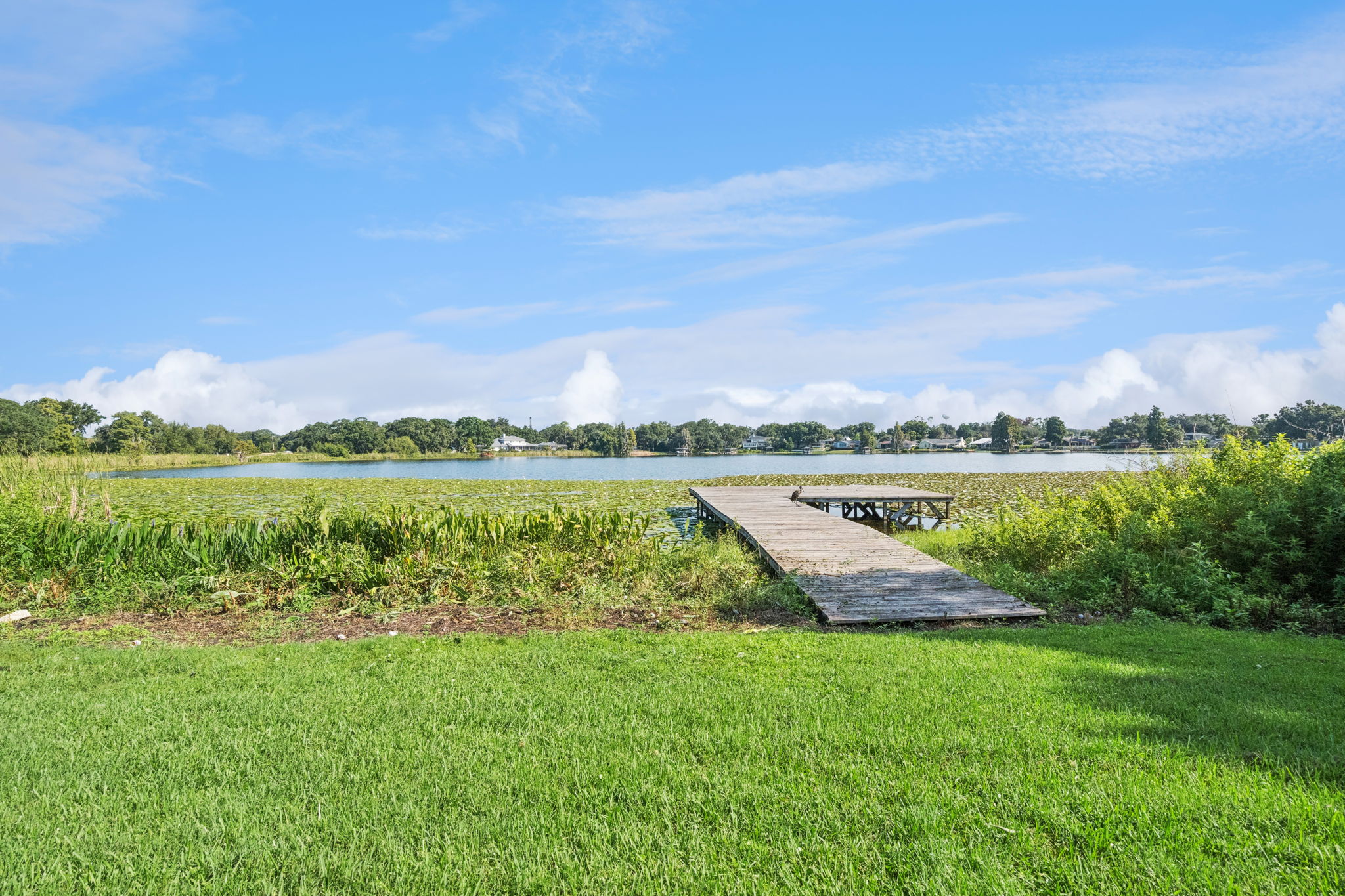 Private dock replaced in 2020.
