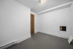  Photo 37