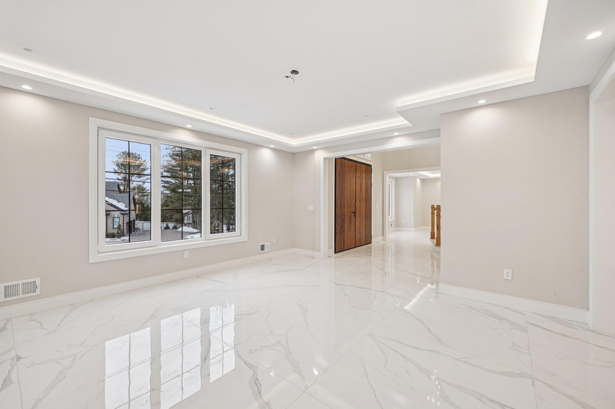 MacArthur Ave-S0601-013.jpg