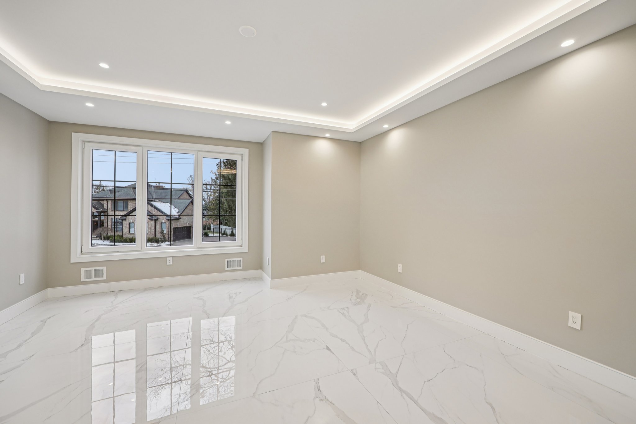 MacArthur Ave-S0601-029.jpg