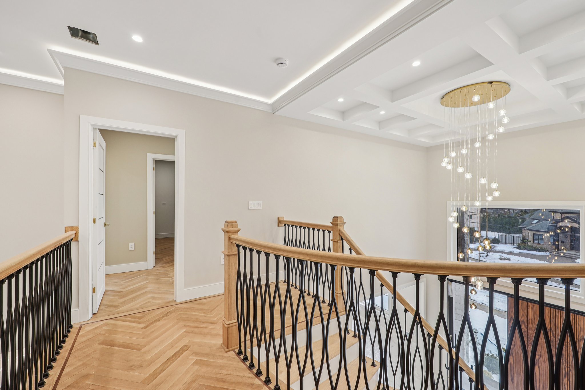 MacArthur Ave-S0601-036.jpg