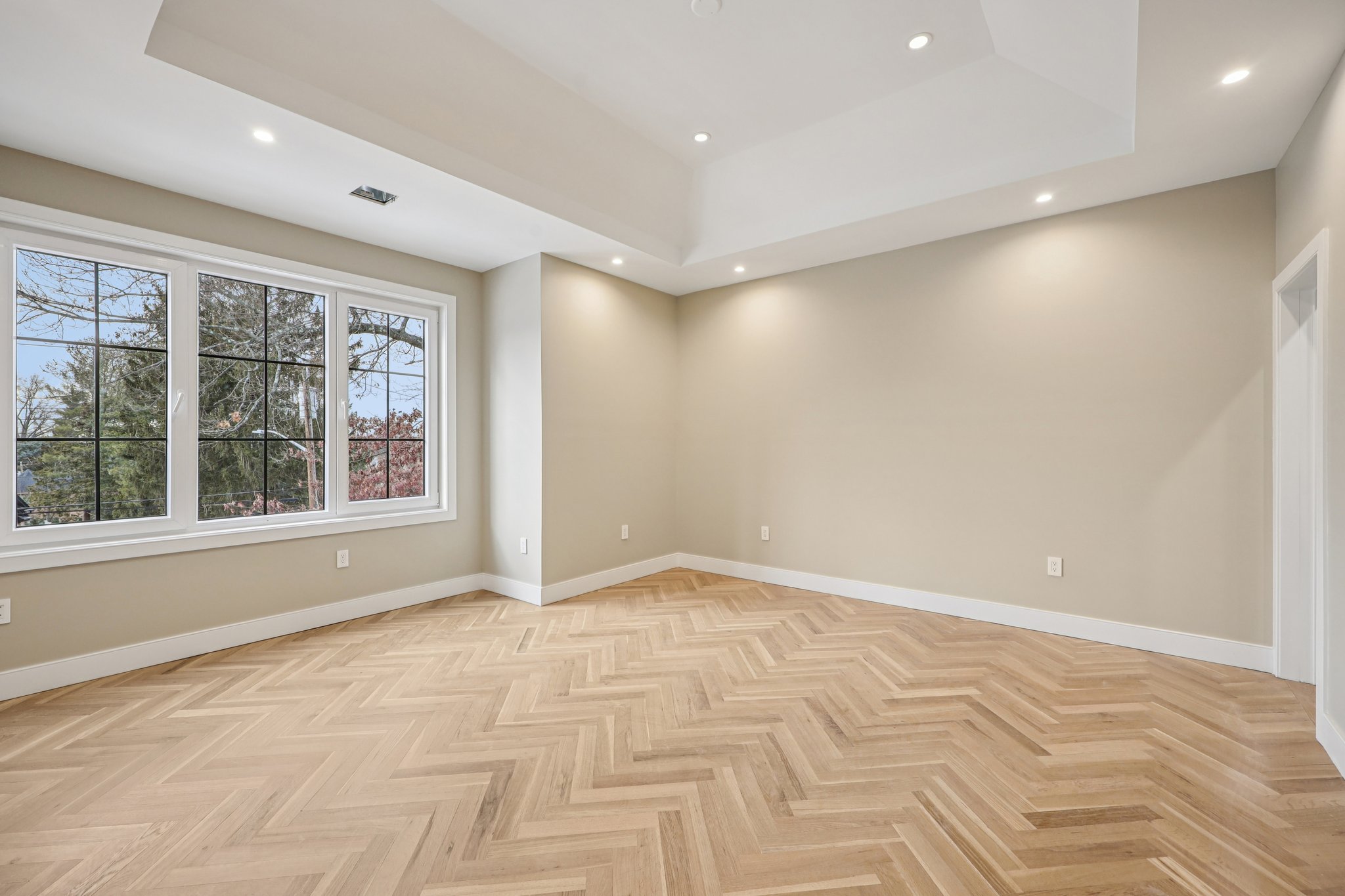 MacArthur Ave-S0601-045.jpg