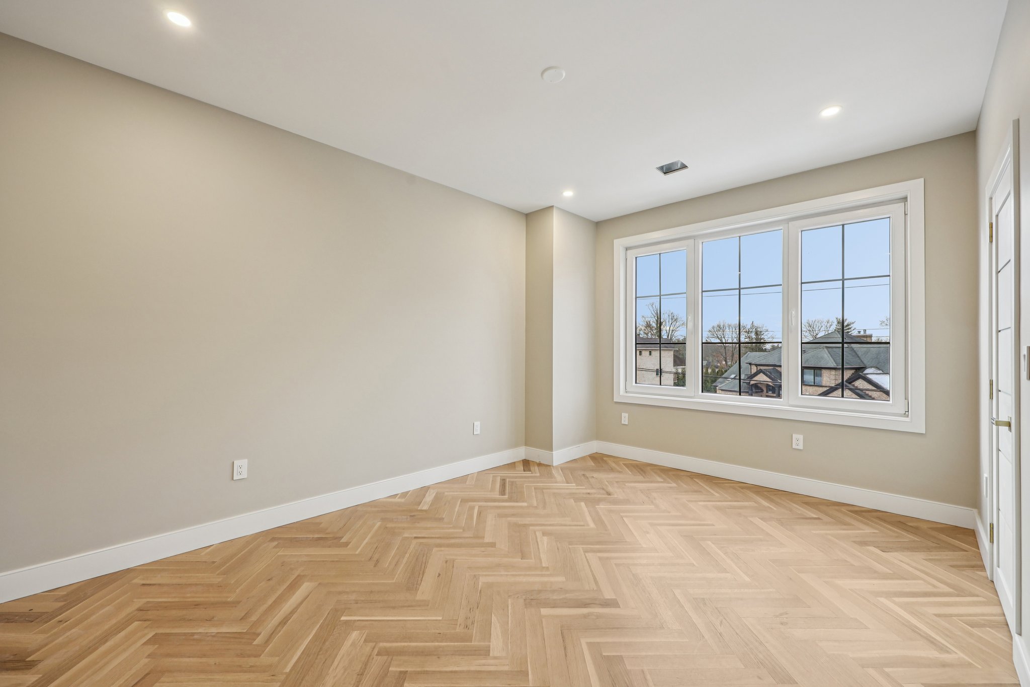 MacArthur Ave-S0601-049.jpg