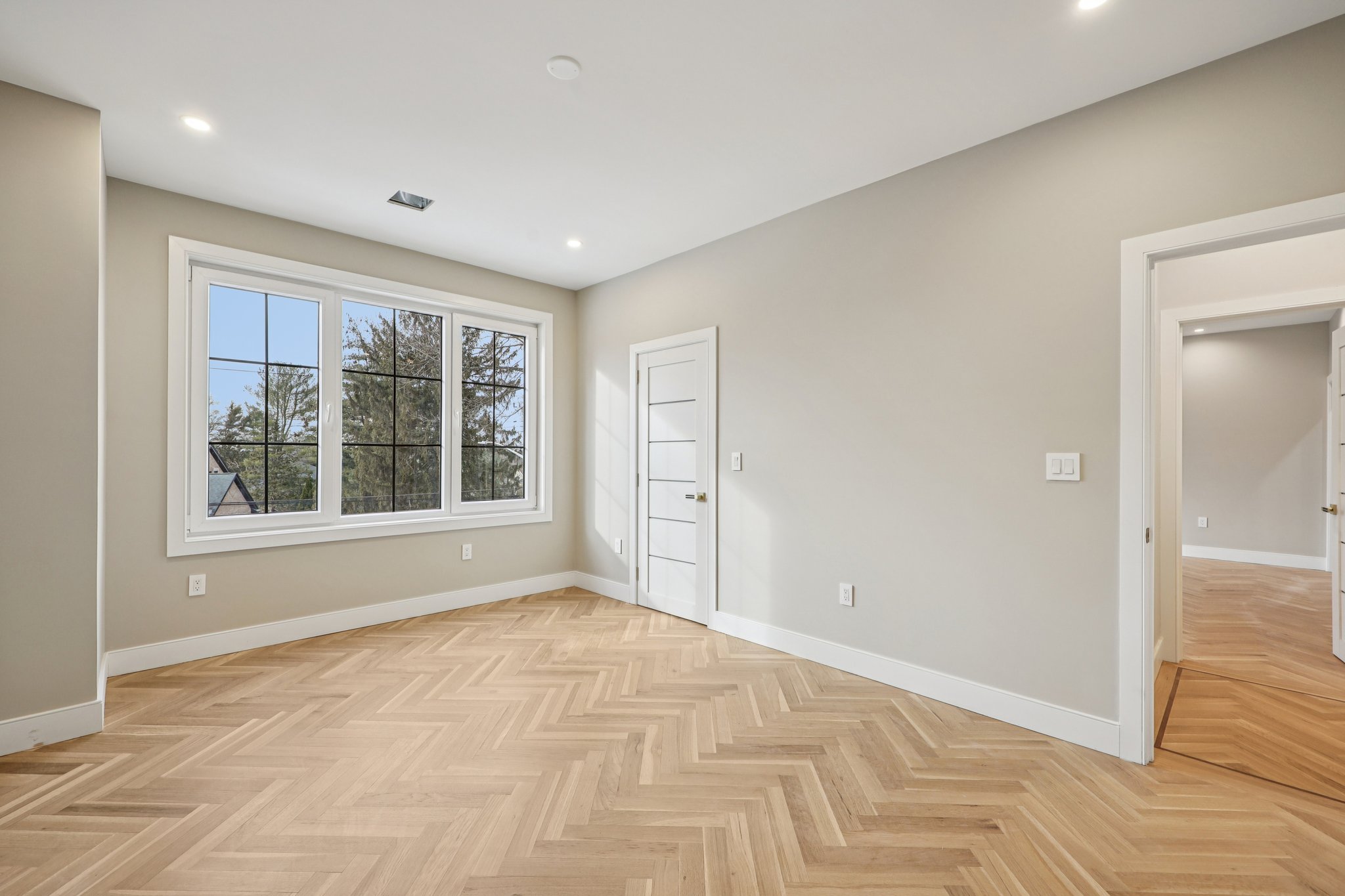 MacArthur Ave-S0601-050.jpg