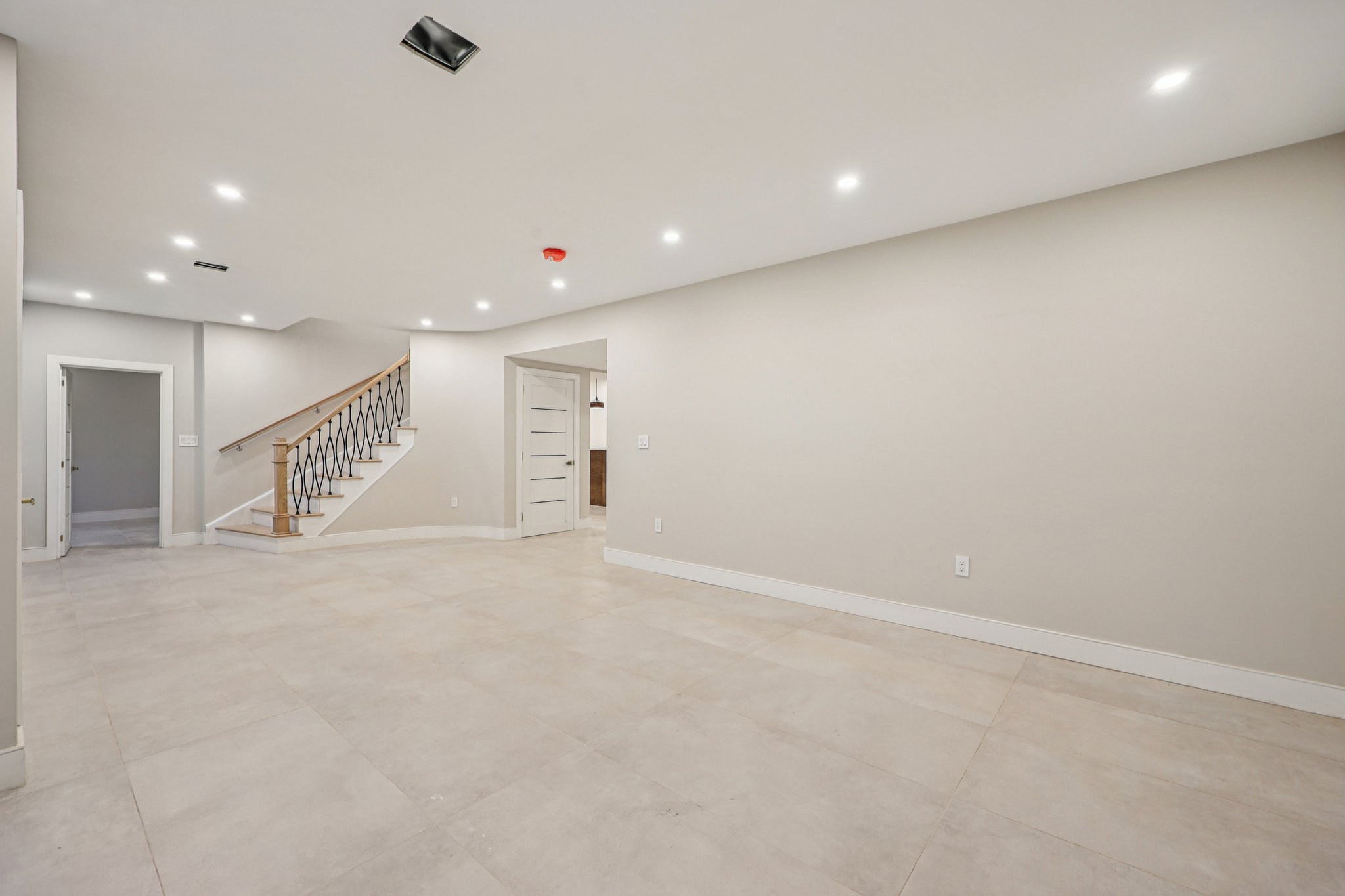 MacArthur Ave-S0601-060.jpg