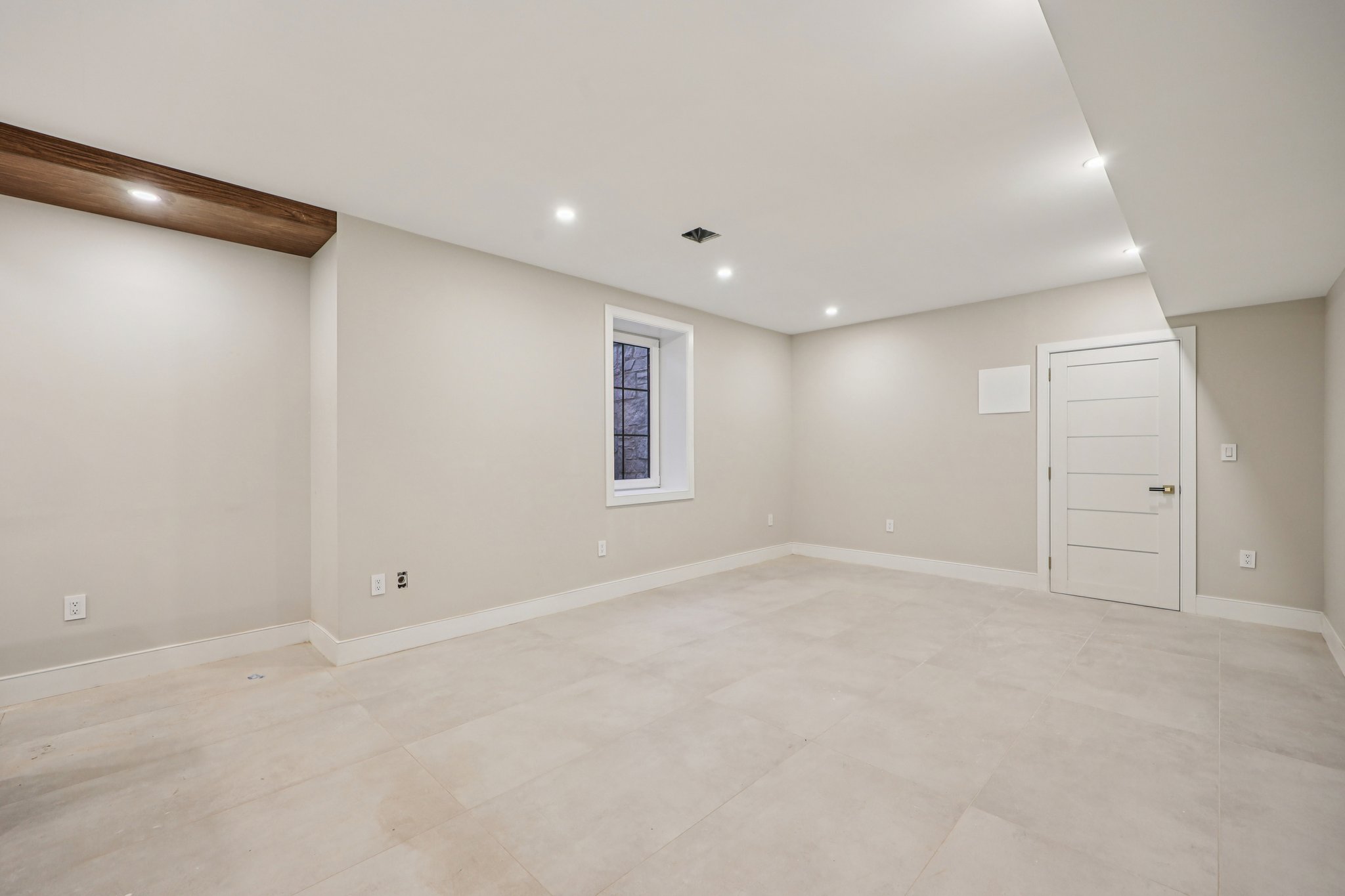 MacArthur Ave-S0601-066.jpg