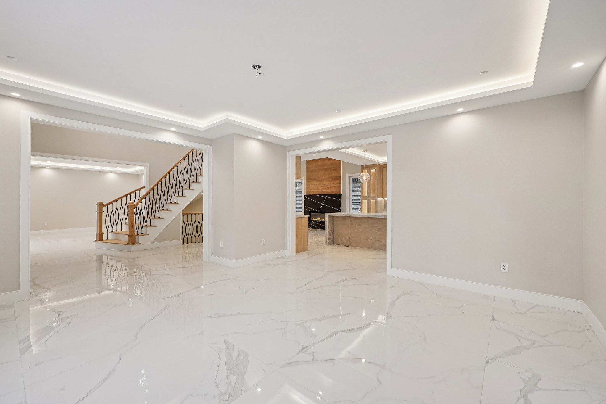 MacArthur Ave-S0601-010r.jpg