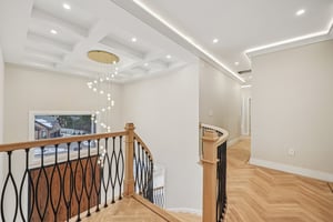 MacArthur Ave-S0601-035.jpg