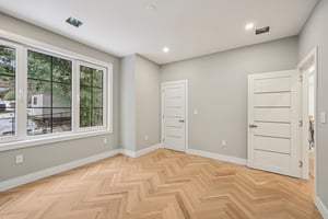 MacArthur Ave-S0601-042.jpg