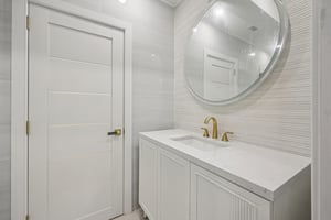 MacArthur Ave-S0601-073.jpg