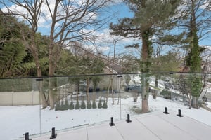 MacArthur Ave-S0601-076.jpg