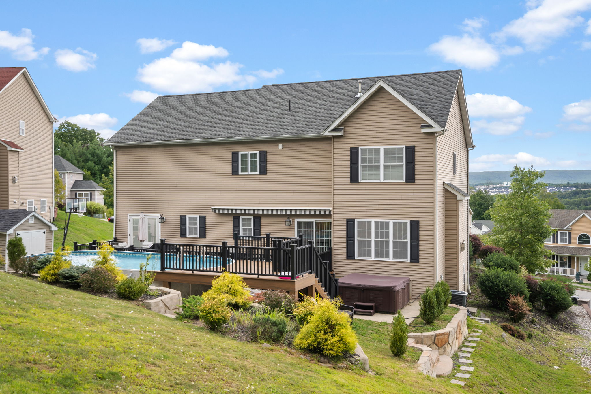 25 Manhattan Ave, Middletown, NY 10940, USA Photo 20