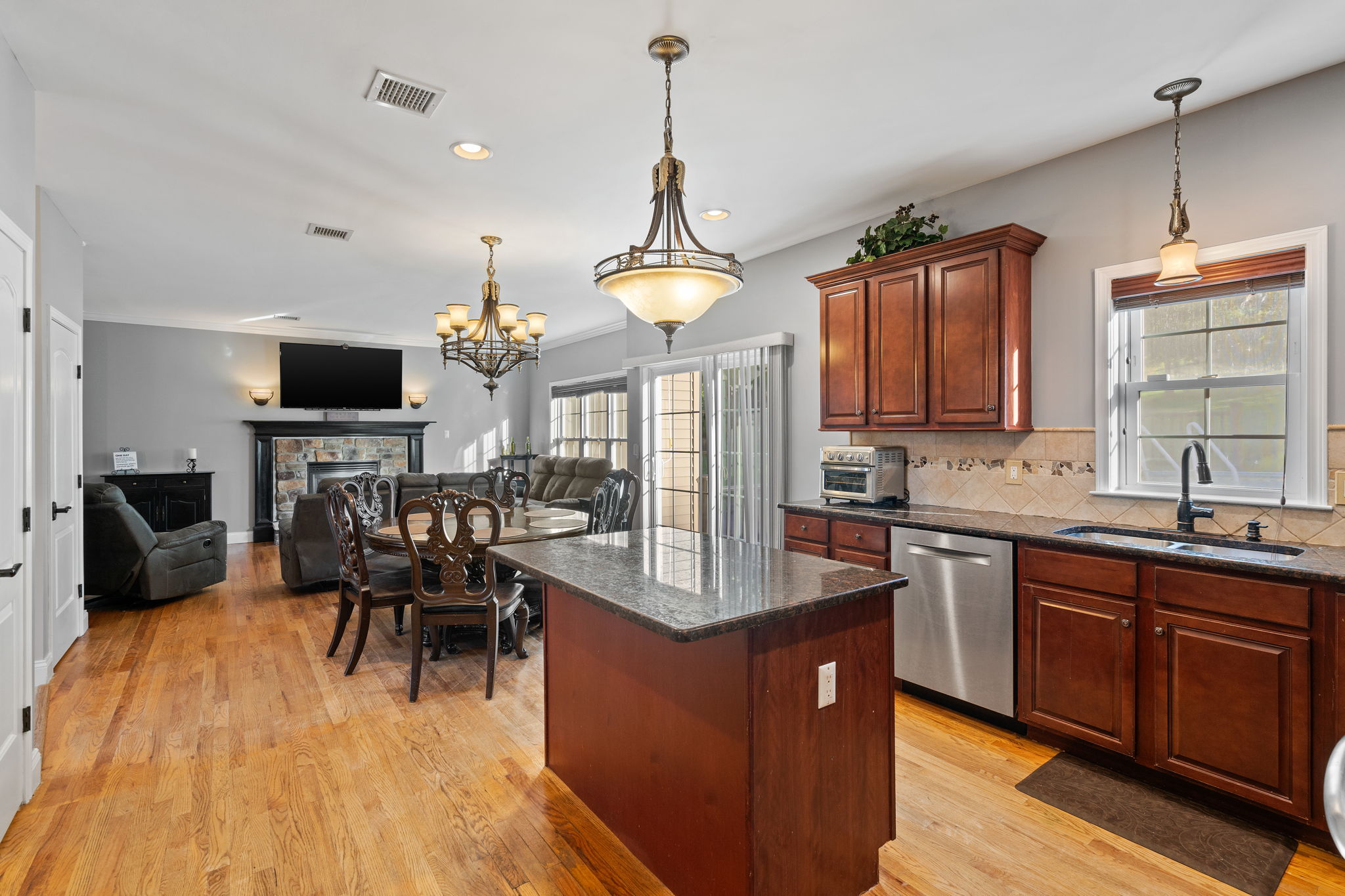25 Manhattan Ave, Middletown, NY 10940, USA Photo 66