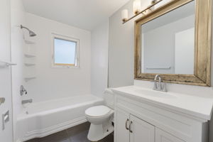  Photo 36