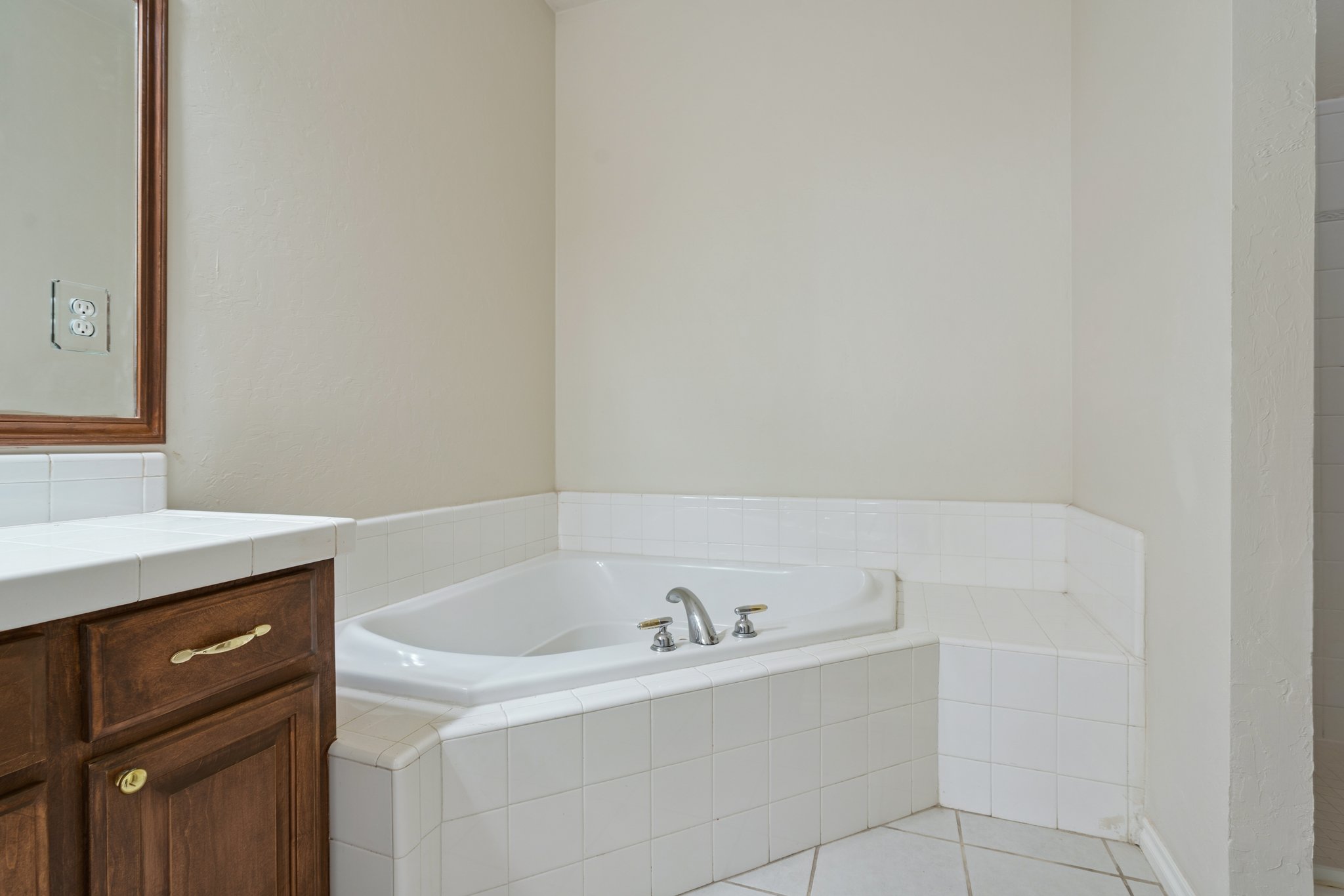 25 Red Admiral Way_028.jpg