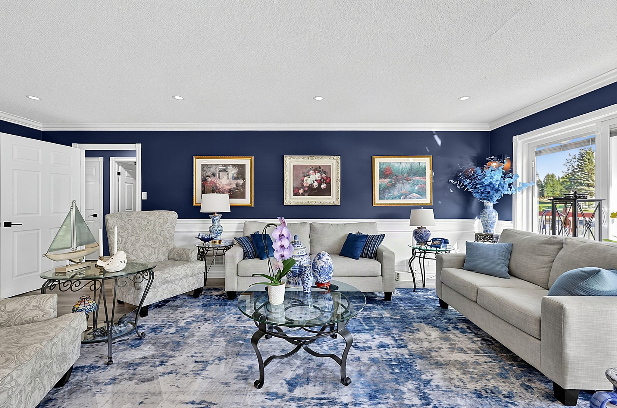  Photo 31