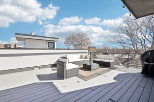 S Washington St unit 2-032.jpg