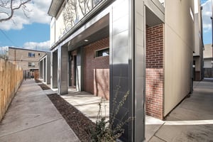 S Washington St unit 2-036.jpg
