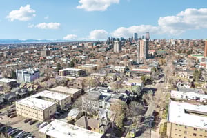 S Washington St unit 2-043.jpg