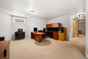  Photo 33