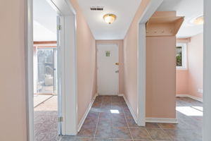 Bsmt Separate Entrance