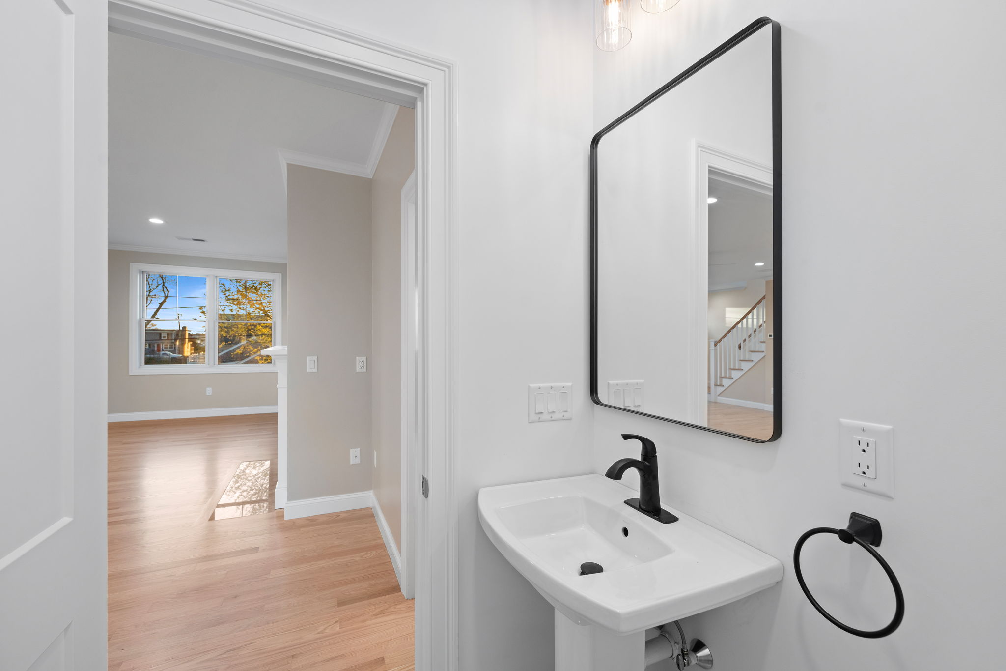 1/2 bath Level 2