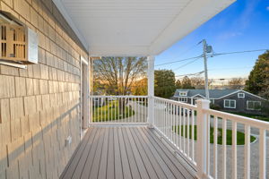 Level 2 Spacious deck