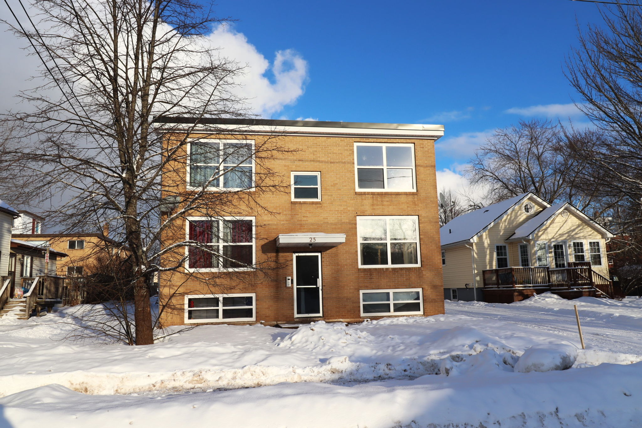 25 Second Ave, Moncton, NB E1C 7X9 PROPICSTA & MeasureMySpace