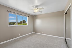 V-S1309-017.jpg
