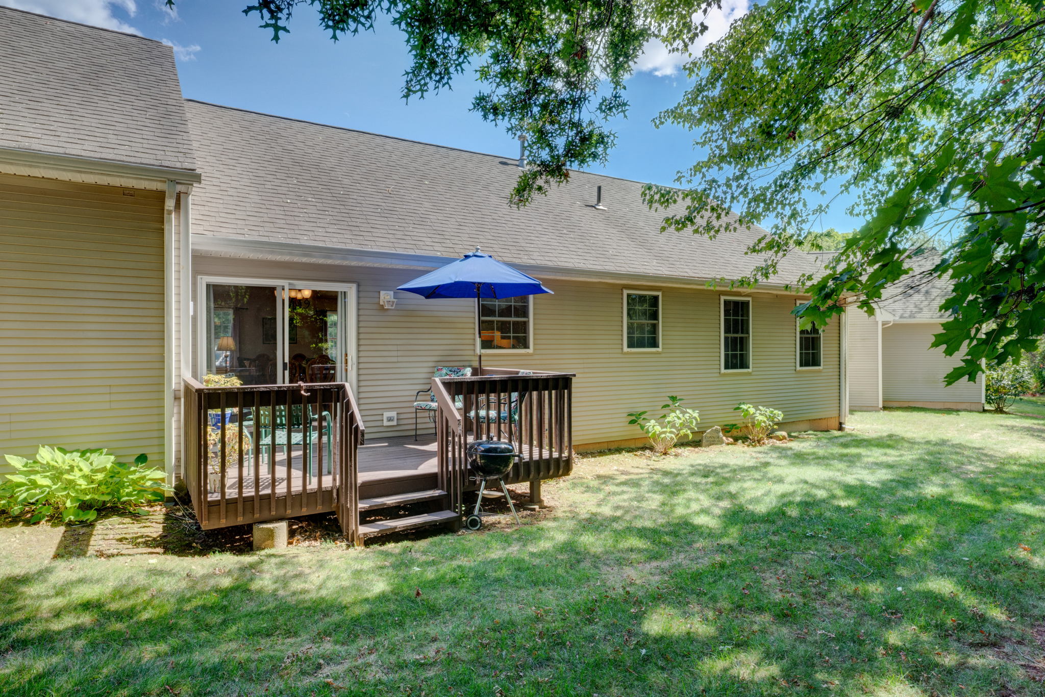 25 Shares Ln, South Windsor, CT 06074, USA Photo 6