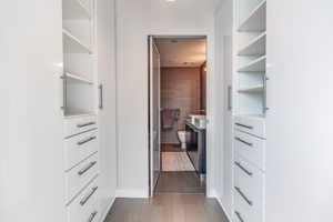 Primary Bedroom Closet