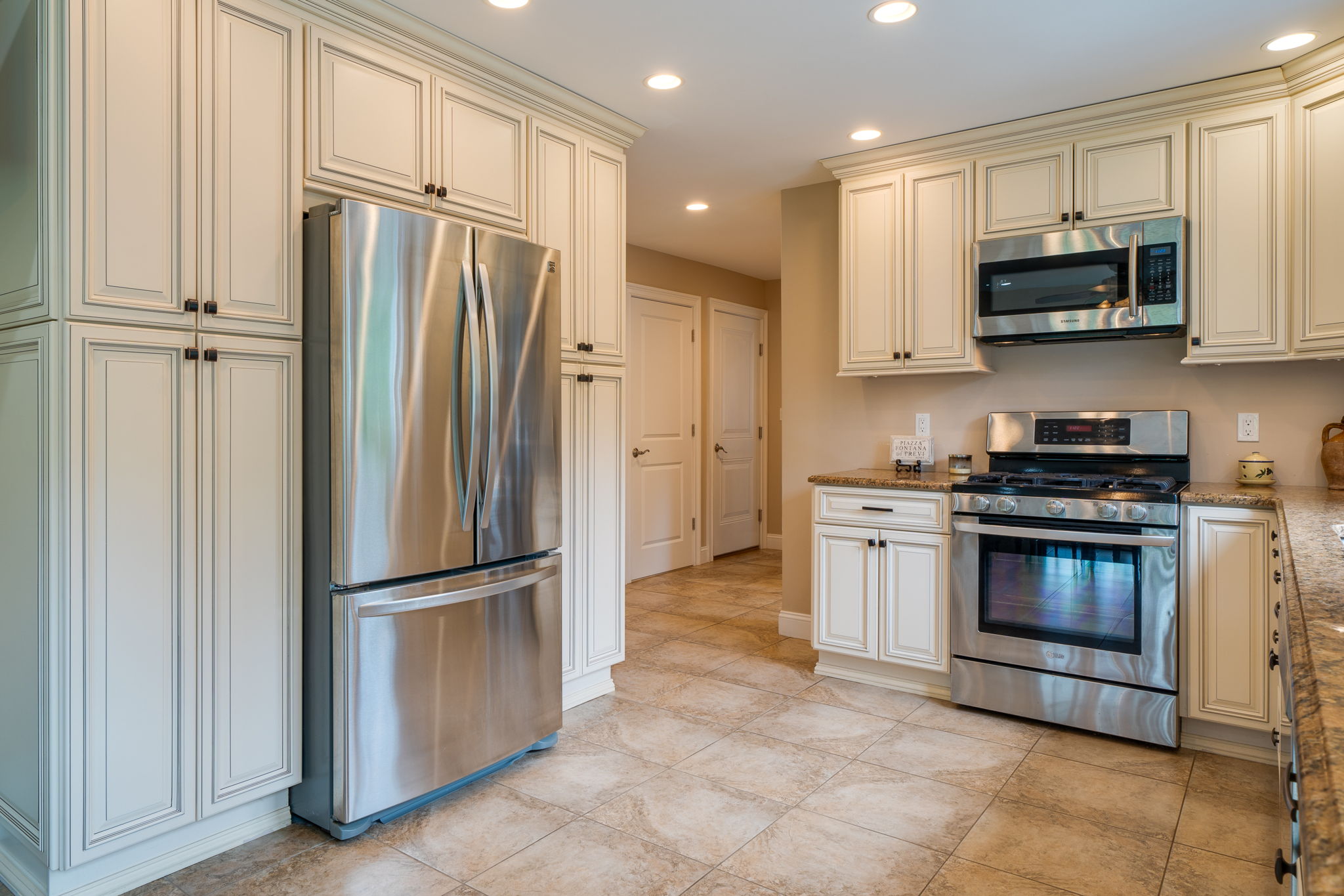  25 Streamside Ln, New Britain, CT 06052, US Photo 12