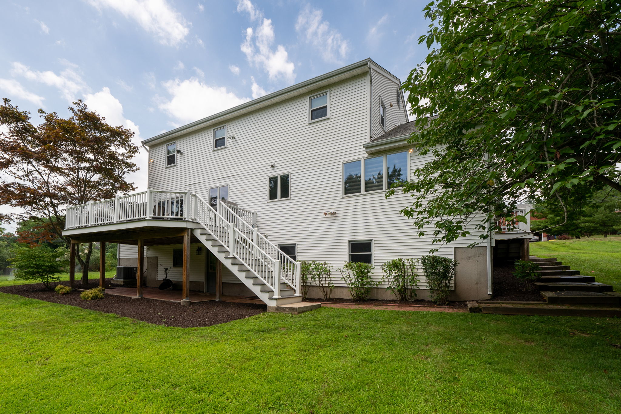  25 Streamside Ln, New Britain, CT 06052, US Photo 54