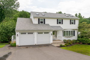  25 Streamside Ln, New Britain, CT 06052, US Photo 1