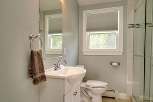  25 Streamside Ln, New Britain, CT 06052, US Photo 48